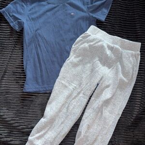 Tommy Hilfiger Blue Tee and Gray Joggers Set